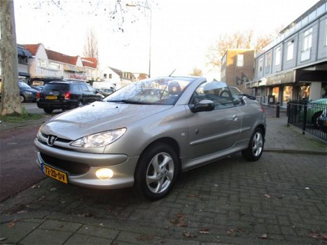 Peugeot 206 CC - 1.6-16V Roland Garros / AIRCO / LEER / NW-STAAT / 124dkm - 1