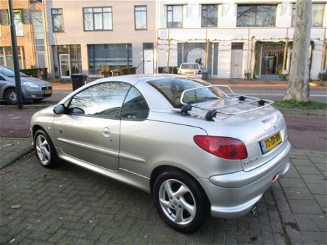 Peugeot 206 CC - 1.6-16V Roland Garros / AIRCO / LEER / NW-STAAT / 124dkm - 1