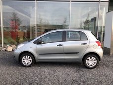 Toyota Yaris - 1.0 VVTi Cool 5 deurs Airco NAP