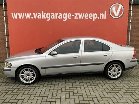 Volvo S60 - 2.4 D5 Geartronic Edition - 1