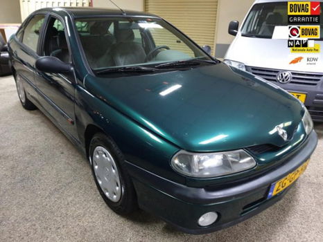 Renault Laguna - 1.6-16V RXE - 1