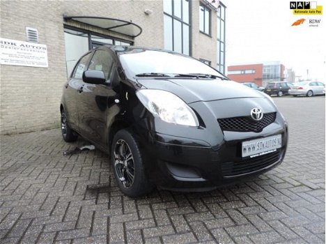 Toyota Yaris - 1.0 VVTi Acces Airco, L.M.velgen, 5 drs, cd speler, AUX - 1