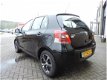 Toyota Yaris - 1.0 VVTi Acces Airco, L.M.velgen, 5 drs, cd speler, AUX - 1 - Thumbnail