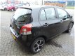 Toyota Yaris - 1.0 VVTi Acces Airco, L.M.velgen, 5 drs, cd speler, AUX - 1 - Thumbnail