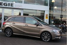 Mercedes-Benz B-klasse - 180 Ambition Navi Xenon