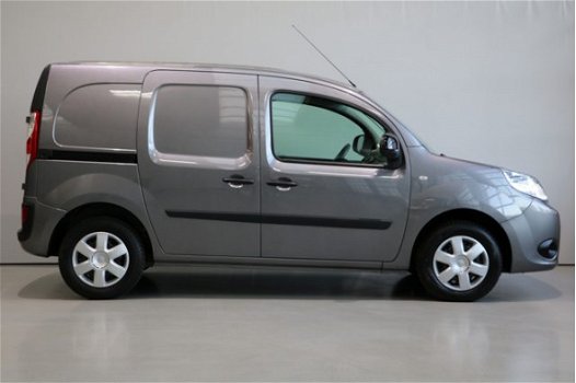 Renault Kangoo - 1.5 dCi 75pk Générique Pro | 3-Zits | Airco | Cruise | Parkeersensoren - 1