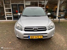 Toyota RAV4 - III 2.2 D-CAT Linea Sol, Climat, Lm