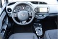 Toyota Yaris - 1.5 VVT-i Dynamic Automaat Navigatie - 1 - Thumbnail