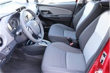 Toyota Yaris - 1.5 VVT-i Dynamic Automaat Navigatie