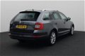 Skoda Octavia Combi - 1.6 TDI 110PK BUSINESSLINE XENON / NAVI / PANO - 1 - Thumbnail