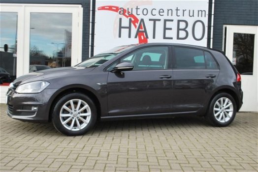 Volkswagen Golf - 1.2 TSi 110pk Lounge BMT Climate/ Cruise PDC - 1