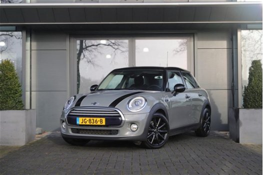 Mini Mini Cooper - 1.5 Chili Business | Navigatie | Clima | PDC | Stoelverw. | Zwart dak - 1