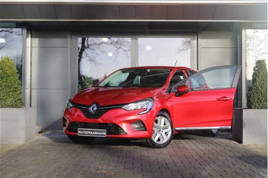 Renault Clio - 1.0 TCe Business | Groot Navi | Camera | Keyless | Clima | LED - 1