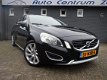 Volvo V60 - 2.0T R-DESIGN bliss adapt. cruise lane assist navi leder trekha - 1 - Thumbnail