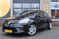 Renault Clio - TCE 90 LIMITED NAVI/CRUISE - 1 - Thumbnail