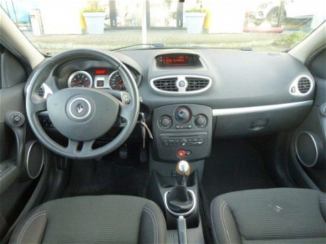 Renault Clio Estate - 1.2 TCE 100 TCe Collection - 1