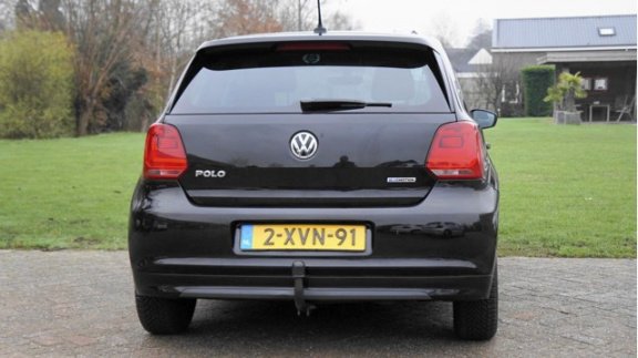 Volkswagen Polo - 1.4 TDI BlueMotion autom airco navigatie extra get glas trekhaak - 1