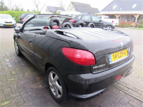 Peugeot 206 CC - 1.6-16V Roland Garros Stuur Rechts //APK//Airco//Leder//Elec.Ramen//Automaat// - 1