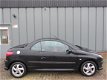 Peugeot 206 CC - 1.6-16V Roland Garros Stuur Rechts //APK//Airco//Leder//Elec.Ramen//Automaat// - 1 - Thumbnail