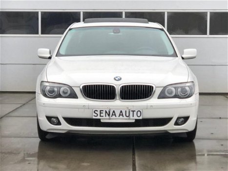 BMW 7-serie - 740i Executive / Sport / 70.000KM/ Bi-Xenon - 1