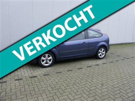 Ford Focus - 1.6-16V First Edition '05, CLIMATE CONTROLE, TREKHAAK, NETTE STAAT - 1