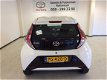Toyota Aygo - 1.0 5D x-play | park. camera | Bluetooth | NL auto - 1 - Thumbnail