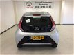 Toyota Aygo - 1.0 5D x-now | airco | e.ramen | NL auto - 1 - Thumbnail