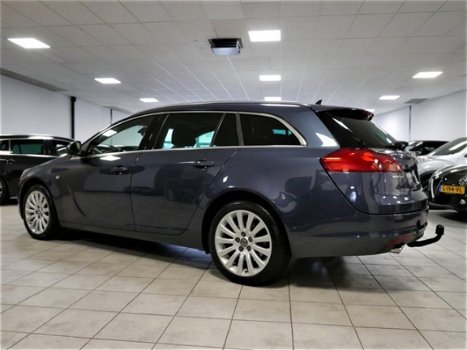 Opel Insignia Sports Tourer - 2.0 T Cosmo *132dkm* Panorama/Navigatie/Trekhaak/220pk - 1