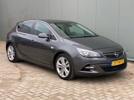 Opel Astra - 1.4 Turbo Sport 140pk - 1