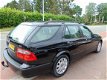 Saab 9-5 Estate - 2.0T LINEAR 1e Eigenaar Clima/Navi/Elec.Pakket/Lm Velgen/Trekhaak APK 10-09-2020 - 1 - Thumbnail