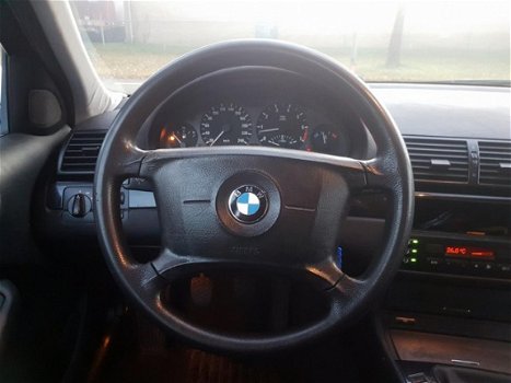 BMW 3-serie Touring - 320i 2.2 170PK YOUNGTIMER AIRCO/CLIMA E46 ADVERTENTIE GOED LEZEN AUB - 1