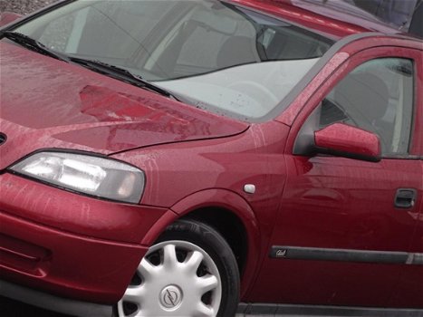 Opel Astra - 1.6 Club AUTOMAAT (bj1999) - 1