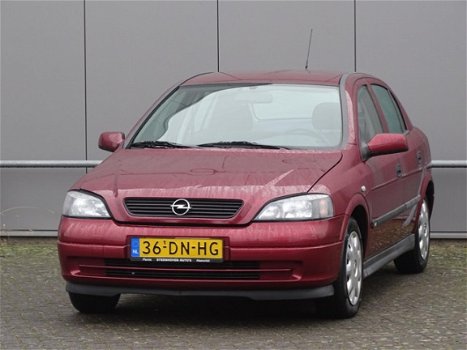 Opel Astra - 1.6 Club AUTOMAAT (bj1999) - 1