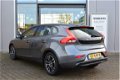 Volvo V40 - D2 115PK Geartronic / Business Full Map Navi / 16 inch LMV / Climatronic / PDC / Volledi - 1 - Thumbnail