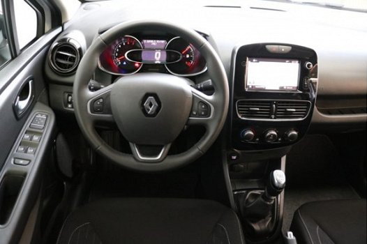 Renault Clio Estate - TCe 120pk Limited | Navi | Airco | Cruise | Camera | Handsfree Sleutel - 1