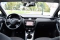 Skoda Octavia Combi - 1.6 TDI Greentech Elegance, Xenon, 1/2 Leder, Memory Seats, Groot-Navigatie - 1 - Thumbnail