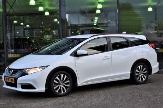 Honda Civic Tourer - 1.6D 120PK Comfort, Navigatie, Parkeersensoren, Trekhaak - 1