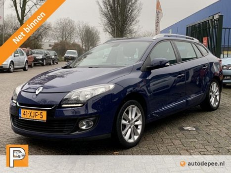 Renault Mégane Estate - 1.5 dCi Expression NAVI/BLUETOOTH/USB/PARKEERSENSOREN rijklaarprijs - 1