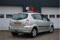 Toyota Verso - 1.8 VVT-i Sol | dealer onderhouden | trekhaak | - 1 - Thumbnail