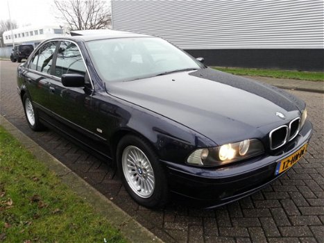 BMW 5-serie - 525i Executive leder, navi schuifdak. enz - 1