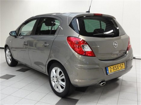 Opel Corsa - 1.4-16V BlitZ *1e Eigenaar*Nap*Navi*Pdc*Airco*Nieuwstaat - 1