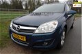 Opel Astra Wagon - 1.6 Temptation DEALER onderhouden Trekhaak Airco - 1 - Thumbnail