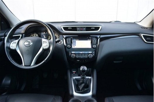 Nissan Qashqai - 1.2 Tekna Zwart Leder, Panoramadak, LED Koplampen, Full Map Navi, 360° Camera - 1