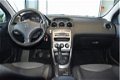 Peugeot 308 - 1.6 HDiF XS Airco Cruise Control All in Prijs Inruil Mogelijk - 1 - Thumbnail