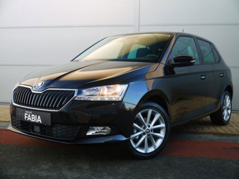 Skoda Fabia - 1.0 TSI BUSINESS EDITION 95 PK 16