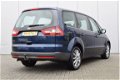 Ford Galaxy - 2.0-16V Ghia Navi Ecc Cruise Pdc Trekhaak Eerste eigenaar - 1 - Thumbnail