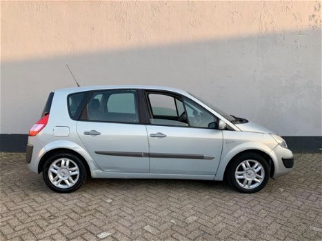 Renault Scénic - 1.6-16V Expression Luxe Export - 1