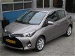 Toyota Yaris - 1.5 Hybride Dynamic 41.000 km Camera Airco - 1 - Thumbnail