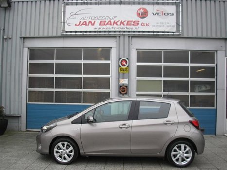 Toyota Yaris - 1.5 Hybride Dynamic 41.000 km Camera Airco - 1