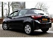 Toyota Yaris - 1.5 Hybrid Active - 1 - Thumbnail